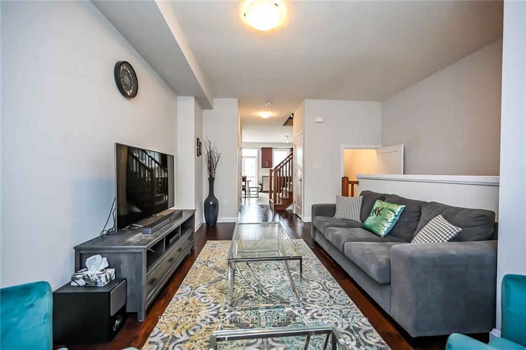 Photo 11 of Unit 75, 1169 Garner Road E, Hamilton, Ancaster — HOMEH