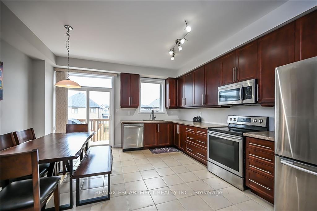 Photo 15 of Unit 75, 1169 Garner Road E, Hamilton, Ancaster — HOMEH