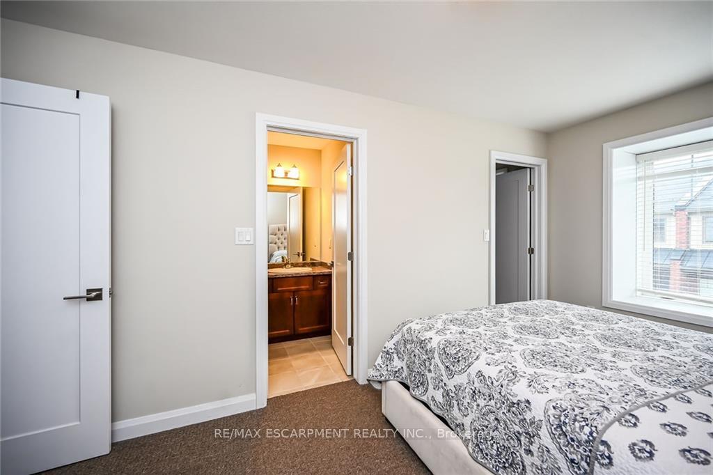 Photo 19 of Unit 75, 1169 Garner Road E, Hamilton, Ancaster — HOMEH