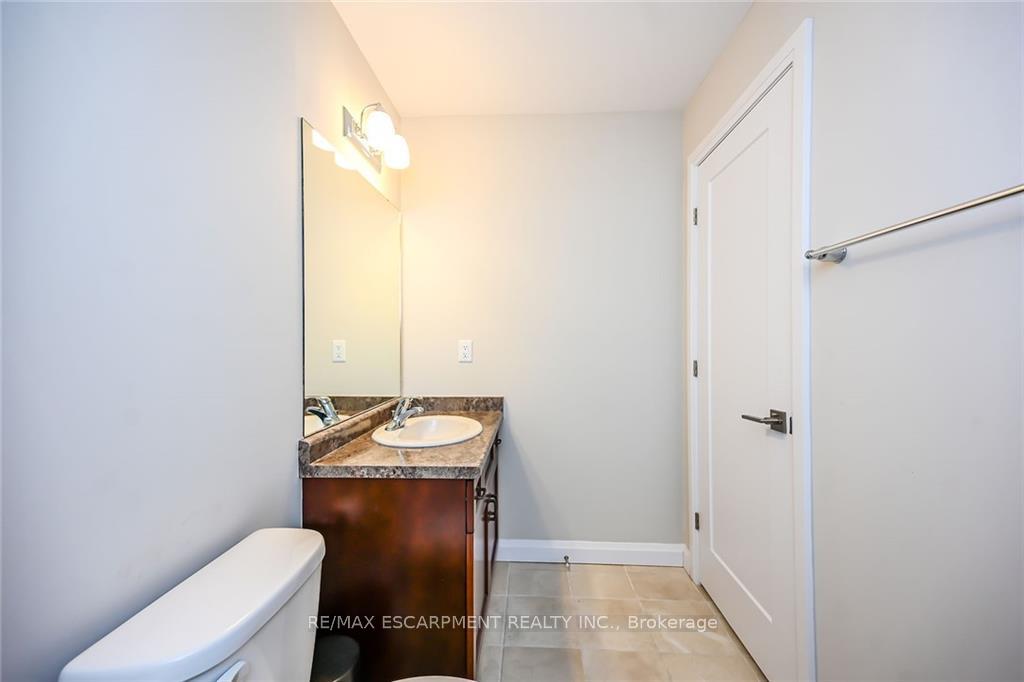 Photo 39 of Unit 75, 1169 Garner Road E, Hamilton, Ancaster — HOMEH
