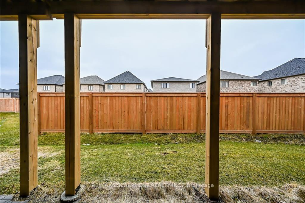 Photo 33 of Unit 75, 1169 Garner Road E, Hamilton, Ancaster — HOMEH