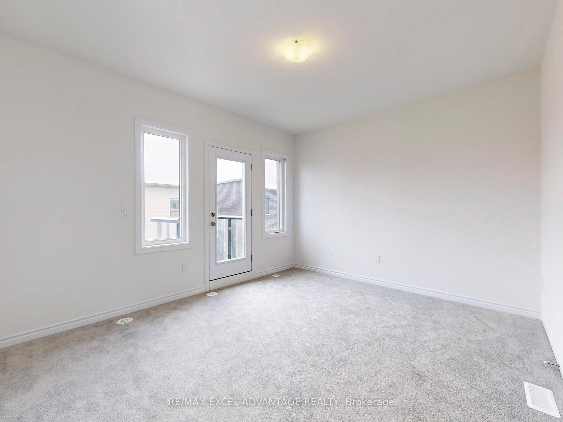 Photo 14 of 7 Quilico Road, Vaughan, Elder Mills — HOMEH