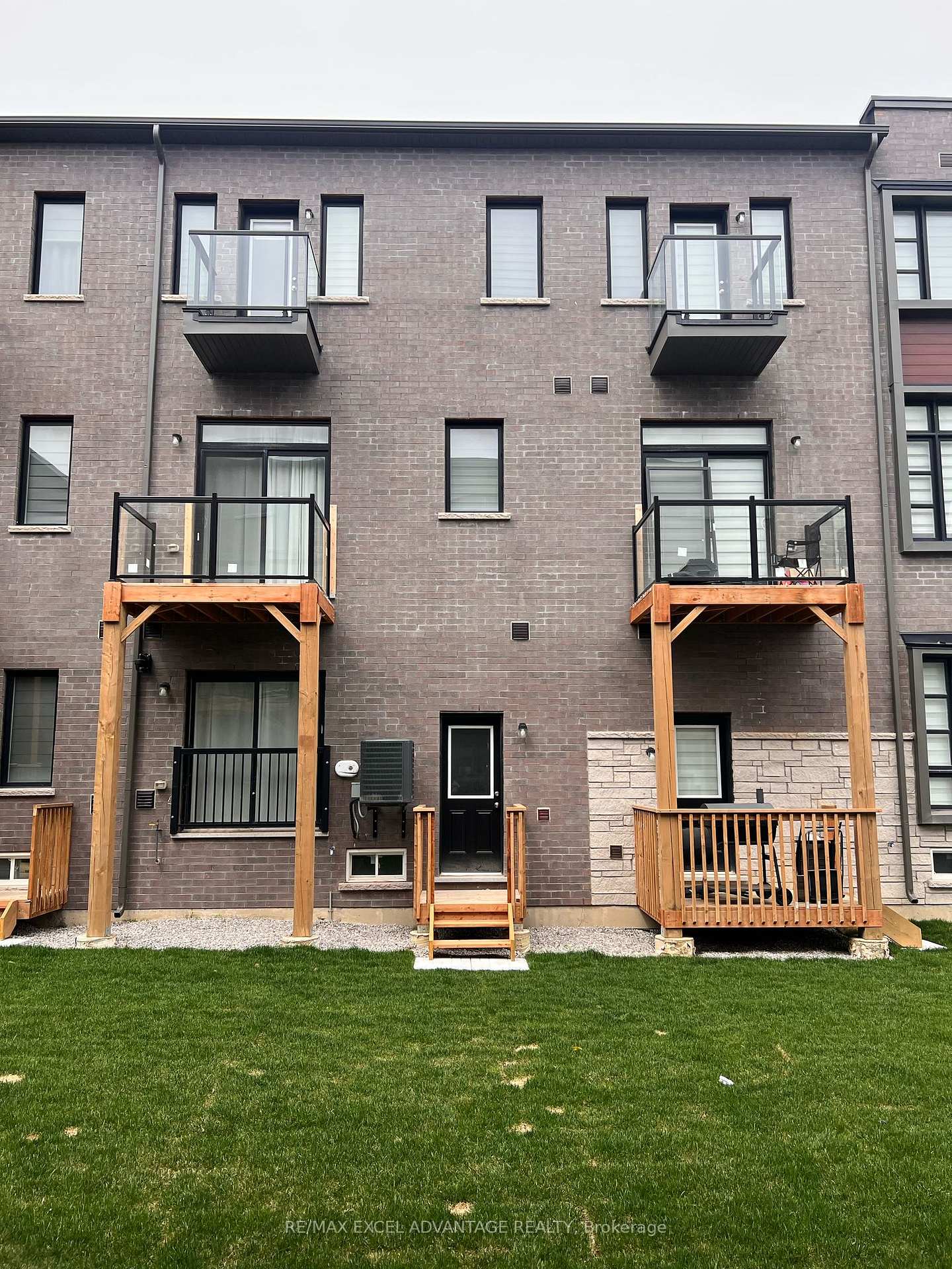 Photo 29 of 7 Quilico Road, Vaughan, Elder Mills — HOMEH