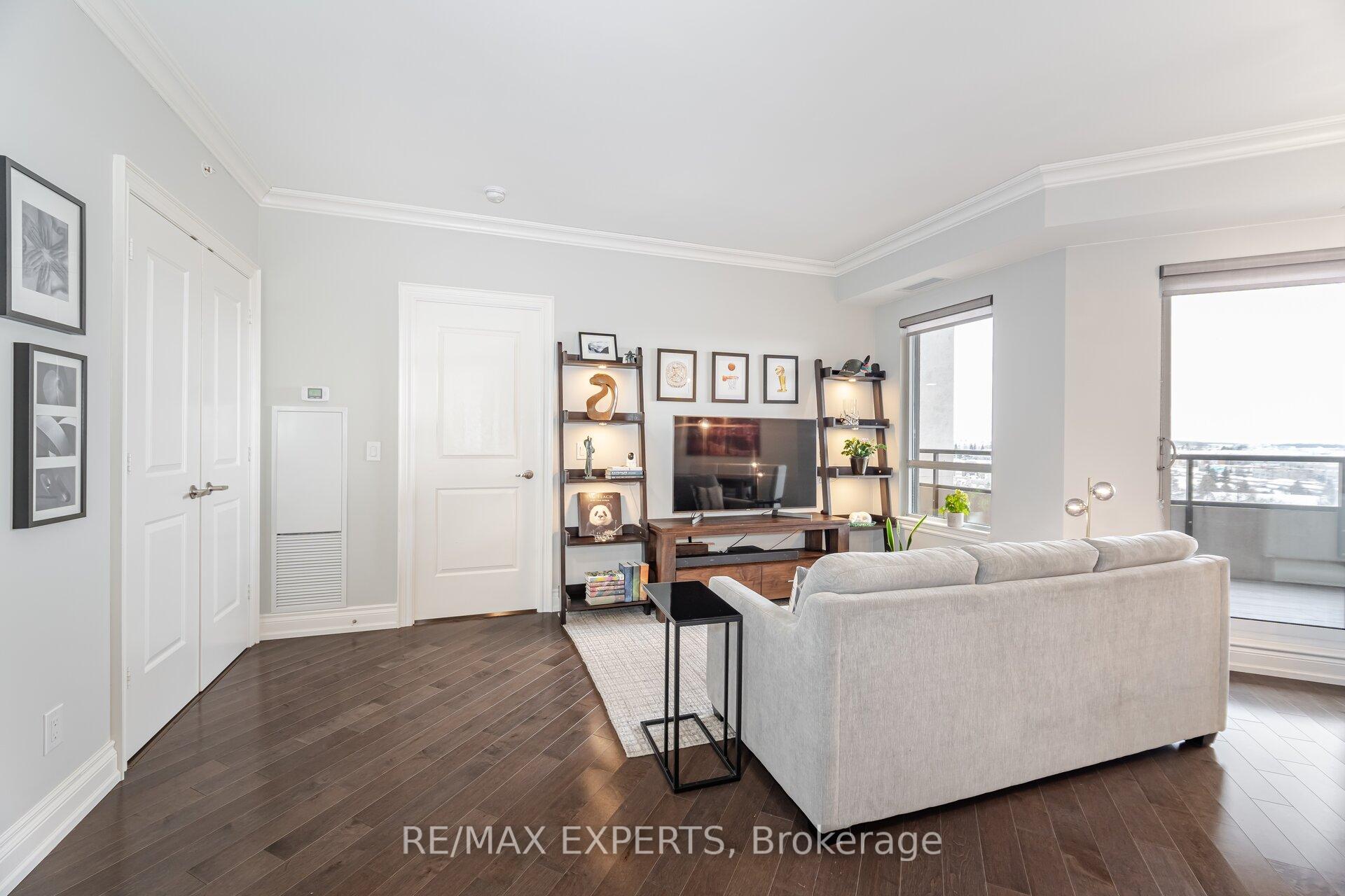 Photo 11 of Unit 807, 9255 Jane Street, Vaughan, Maple — HOMEH