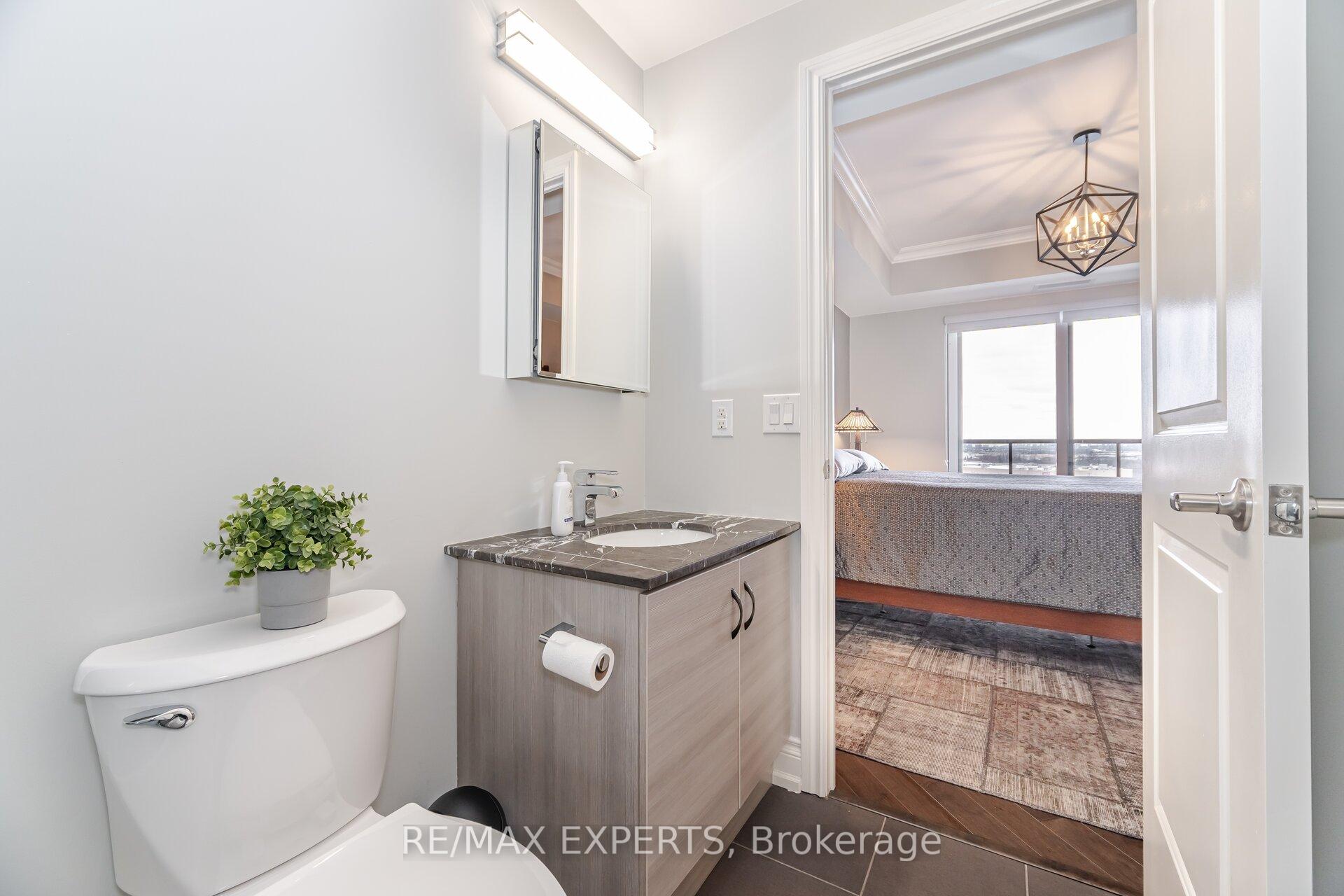 Photo 21 of Unit 807, 9255 Jane Street, Vaughan, Maple — HOMEH