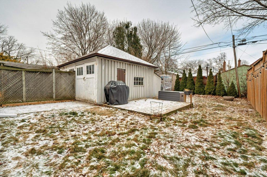 Photo 44 of 64 Graham Avenue S, Hamilton, Delta — HOMEH