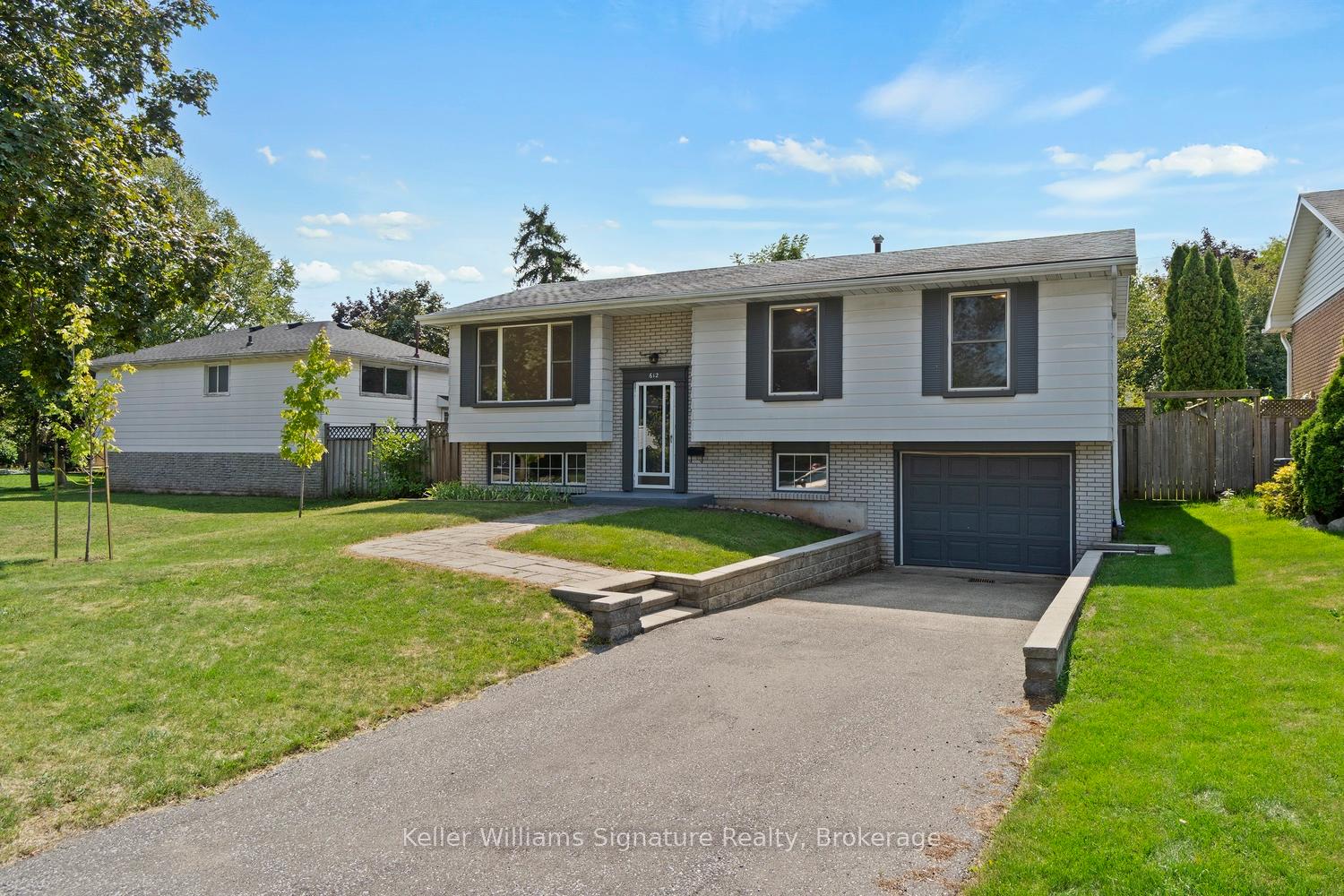 Photo 1 of 612 Jennifer Crescent, Burlington, Roseland — HOMEH