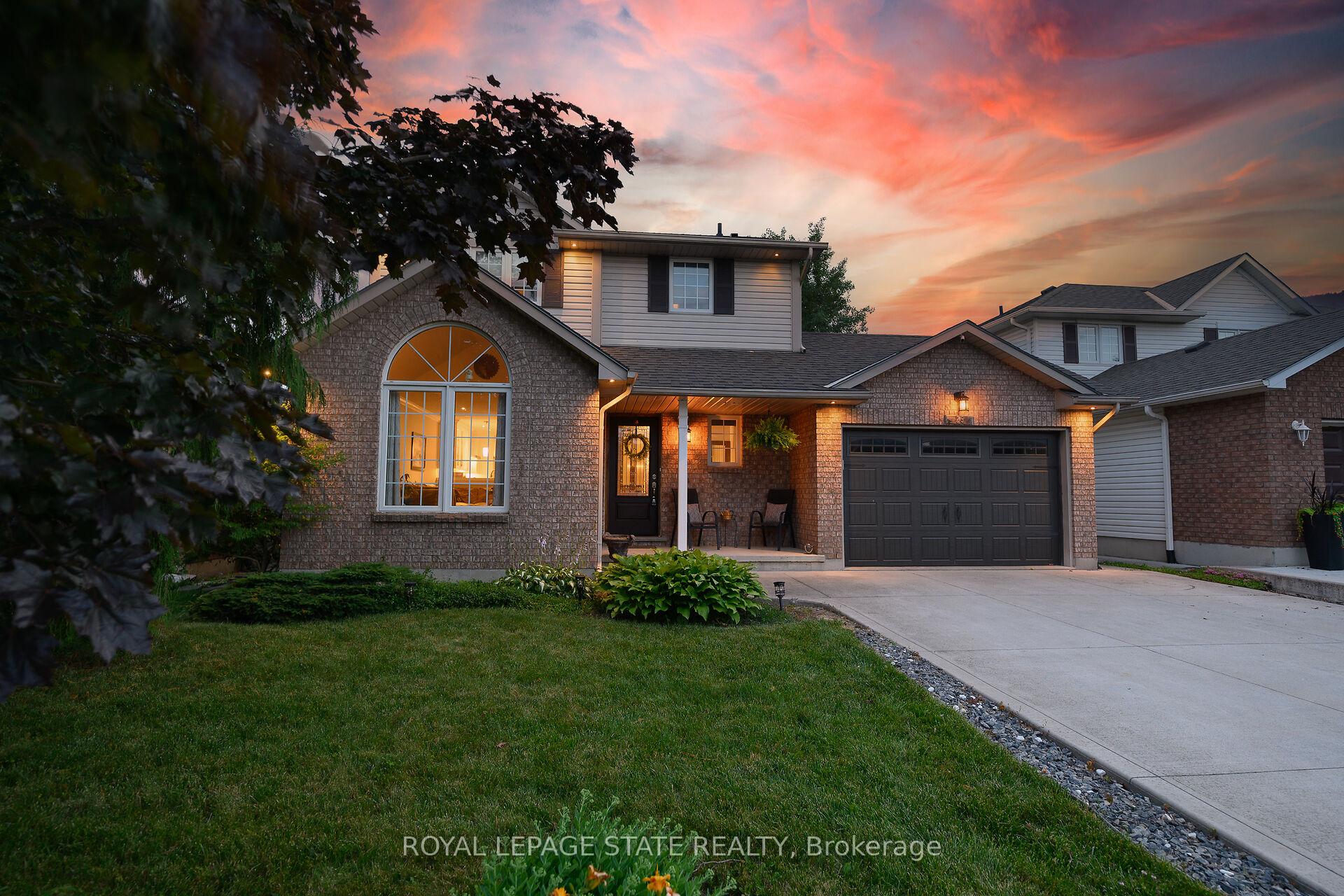 Front of 25 Lindsay Drive