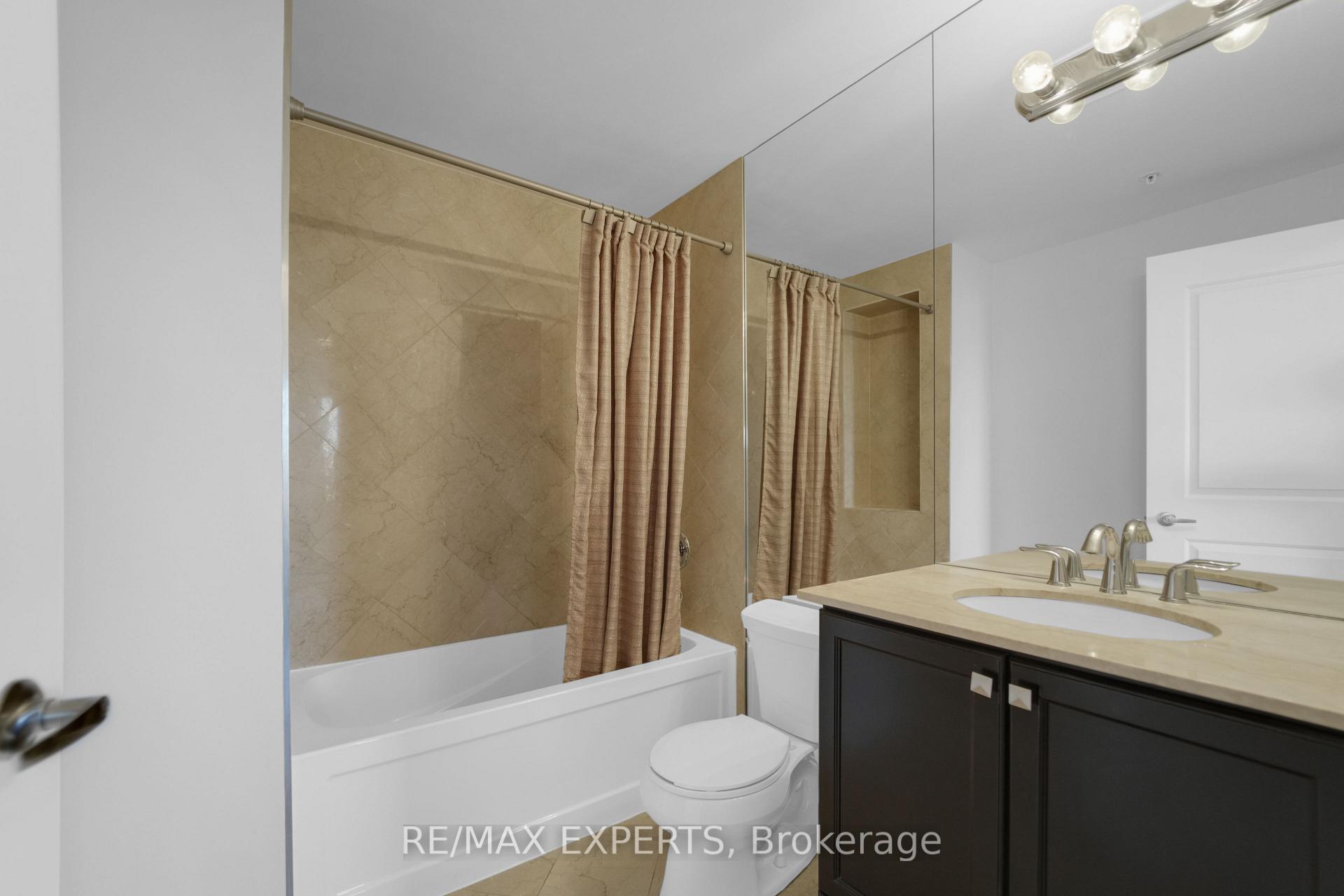 Photo 17 of Unit 805, 9255 Jane Street, Vaughan, Maple — HOMEH