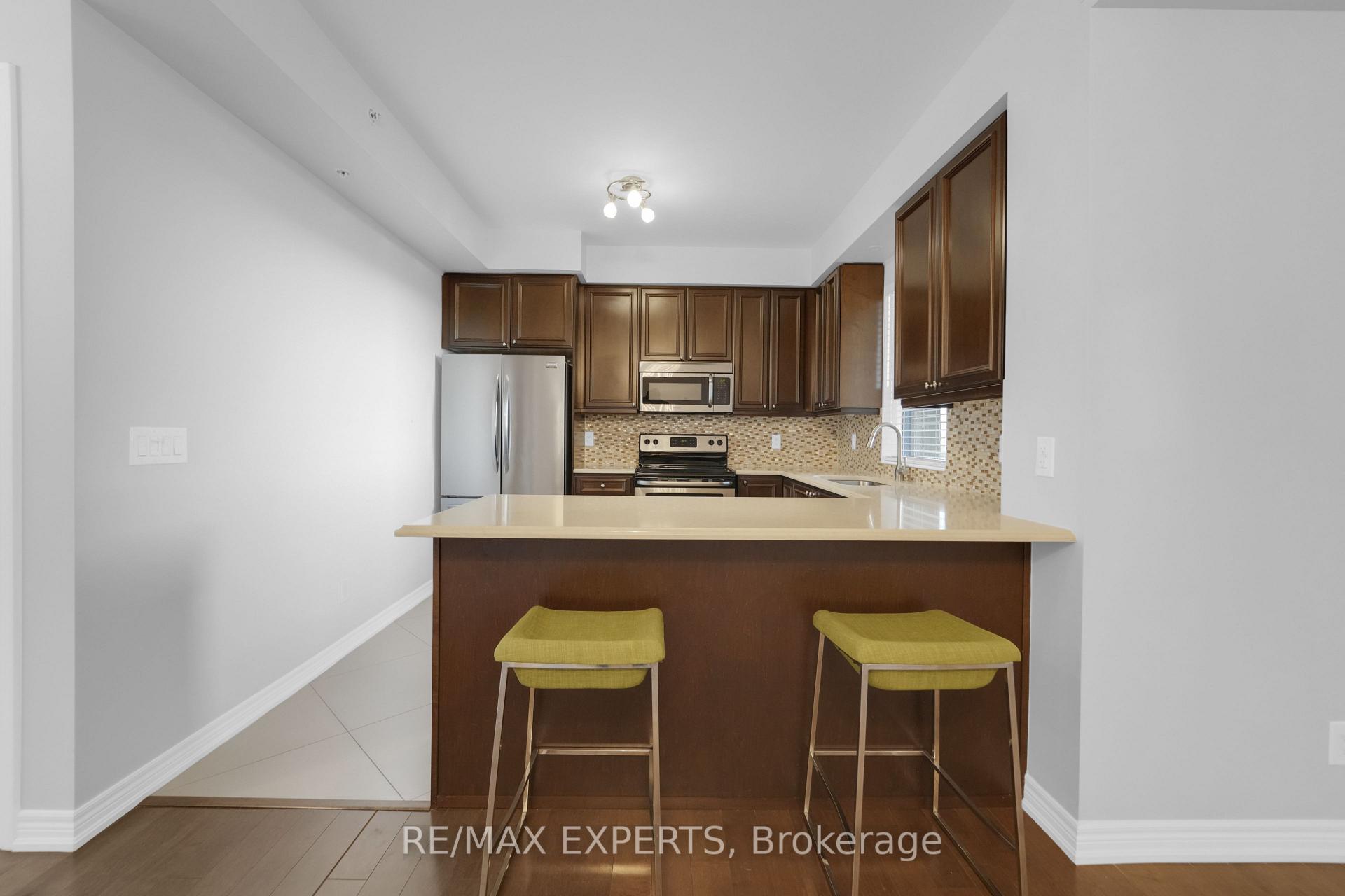 Photo 2 of Unit 805, 9255 Jane Street, Vaughan, Maple — HOMEH