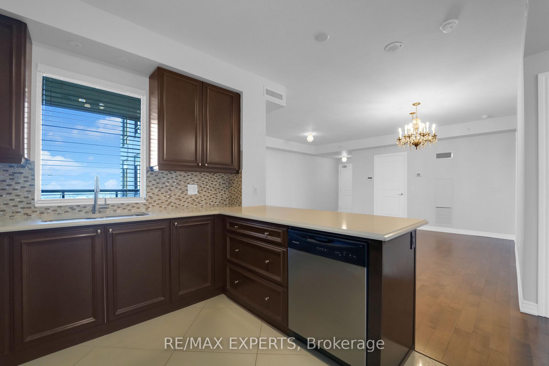 Photo 22 of Unit 805, 9255 Jane Street, Vaughan, Maple — HOMEH