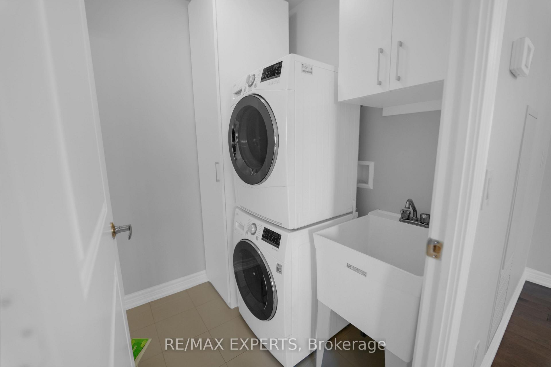 Photo 16 of Unit 805, 9255 Jane Street, Vaughan, Maple — HOMEH