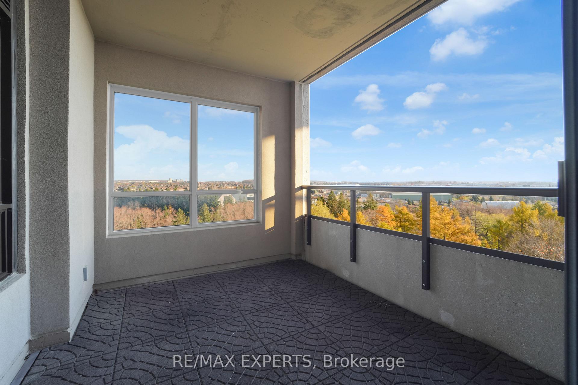 Photo 26 of Unit 805, 9255 Jane Street, Vaughan, Maple — HOMEH