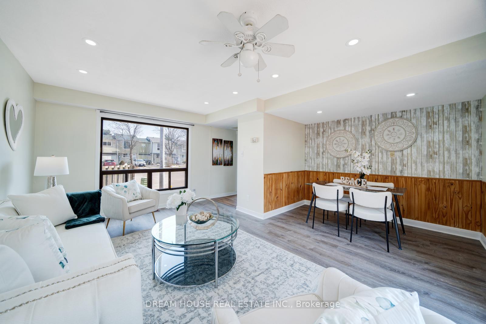 Photo 13 of 19 Juliette Square, Brampton, Northgate — HOMEH