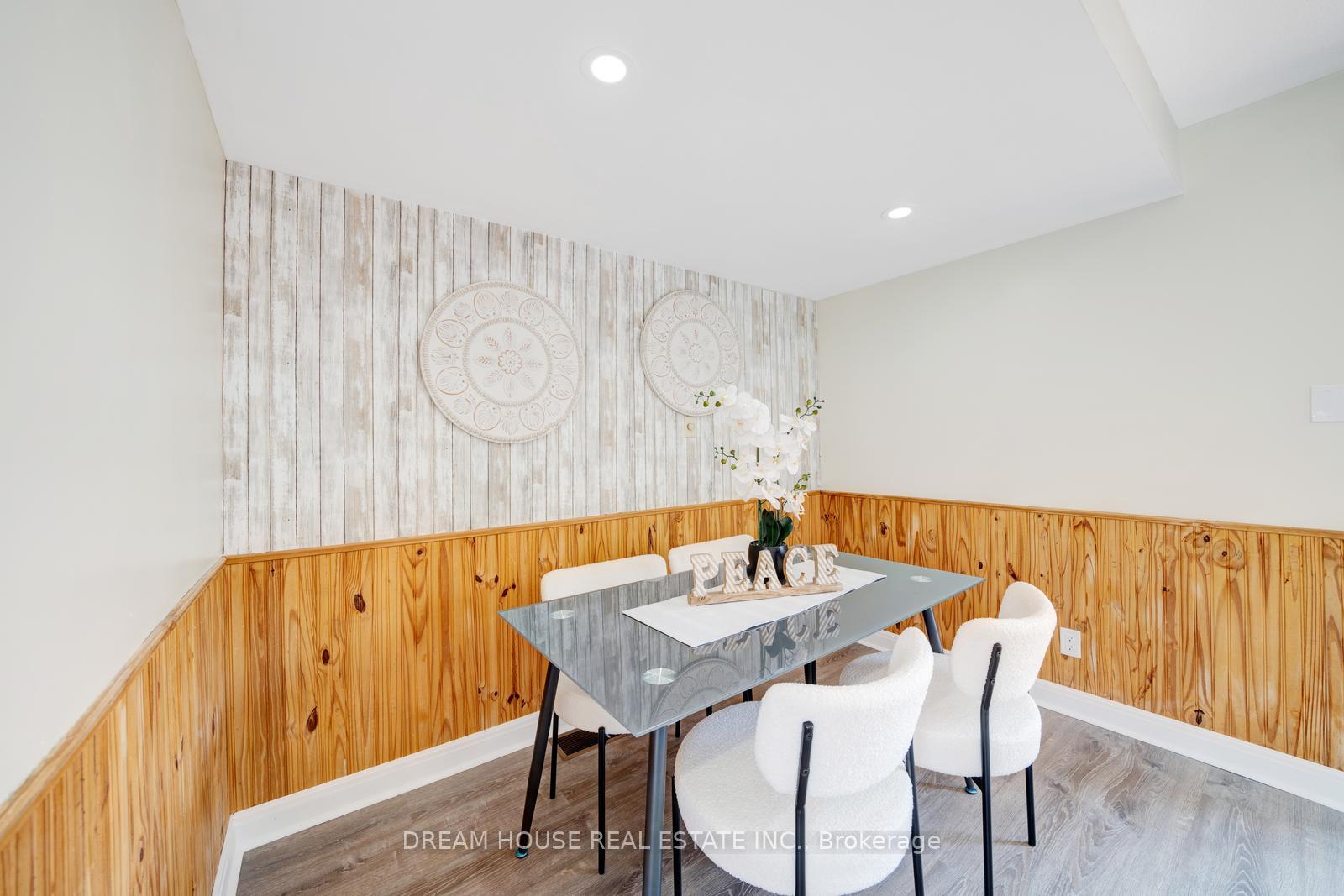 Photo 9 of 19 Juliette Square, Brampton, Northgate — HOMEH