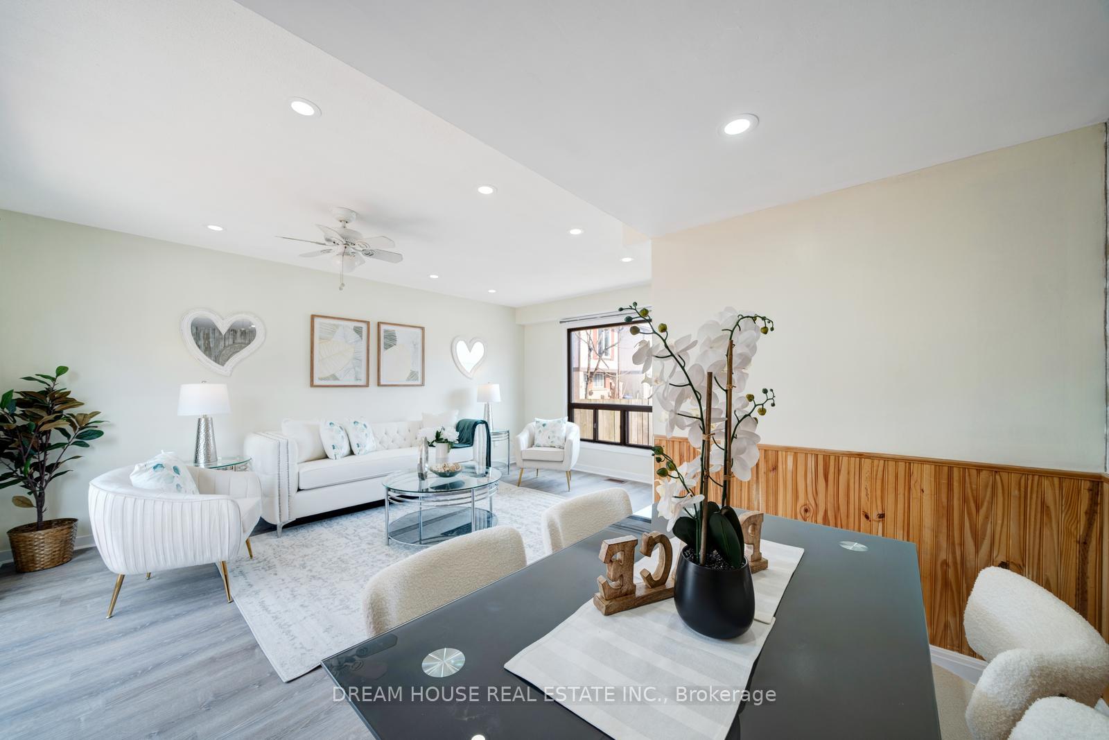 Photo 5 of 19 Juliette Square, Brampton, Northgate — HOMEH