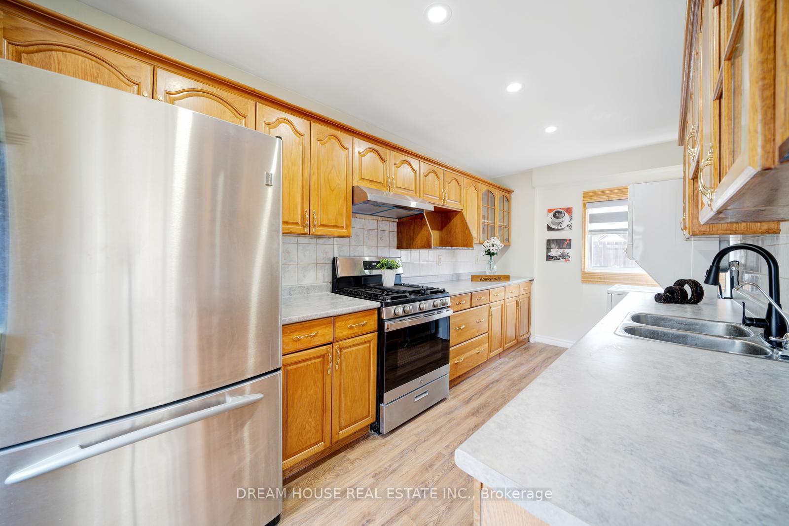 Photo 18 of 19 Juliette Square, Brampton, Northgate — HOMEH