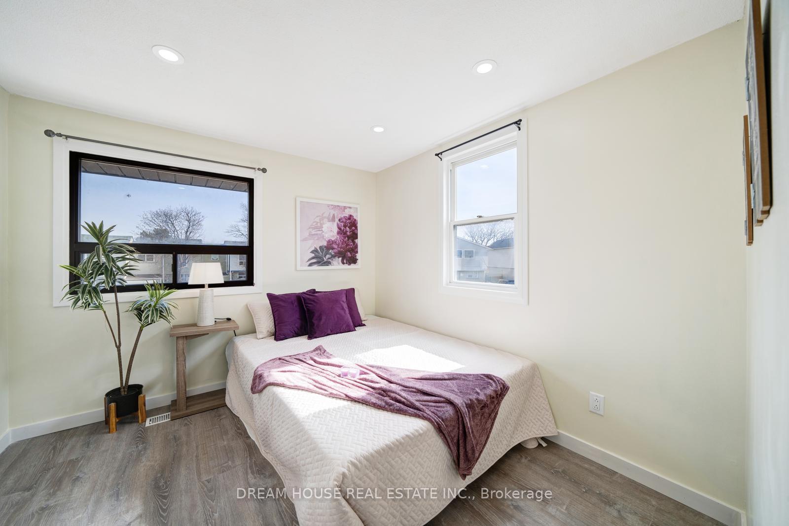 Photo 27 of 19 Juliette Square, Brampton, Northgate — HOMEH
