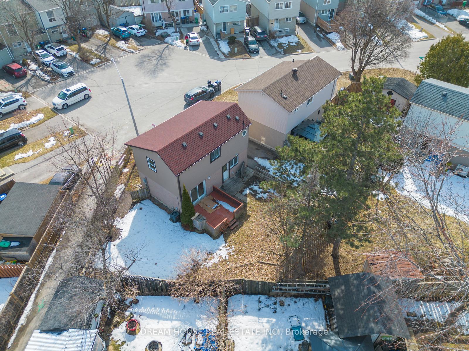 Photo 34 of 19 Juliette Square, Brampton, Northgate — HOMEH