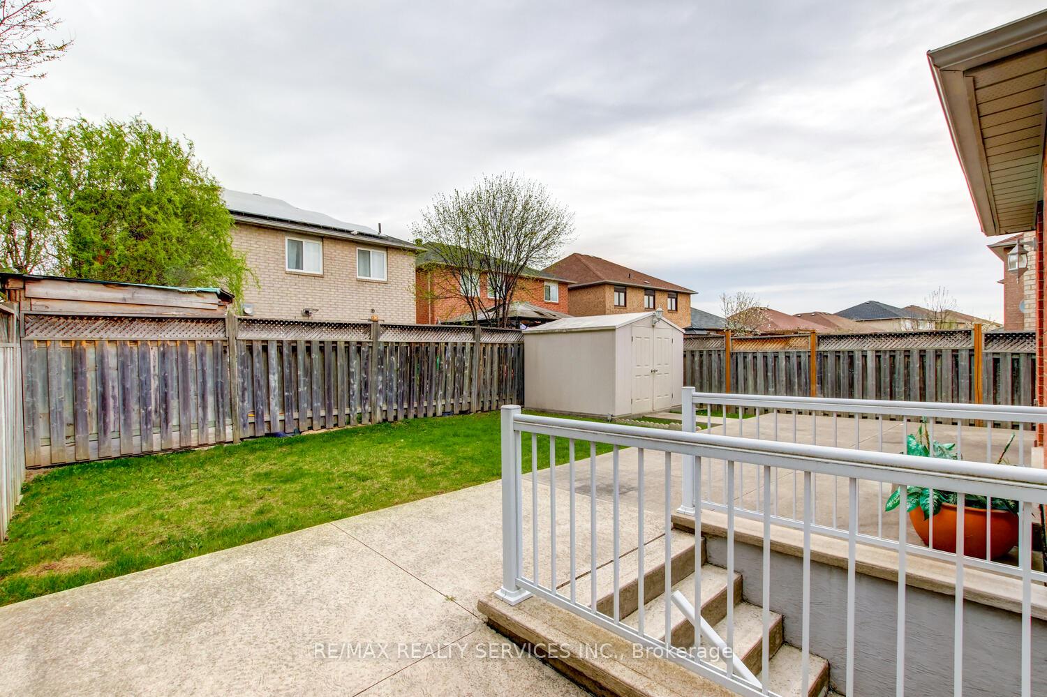 Photo 45 of 46 Red Maple Drive, Brampton, Brampton West — HOMEH