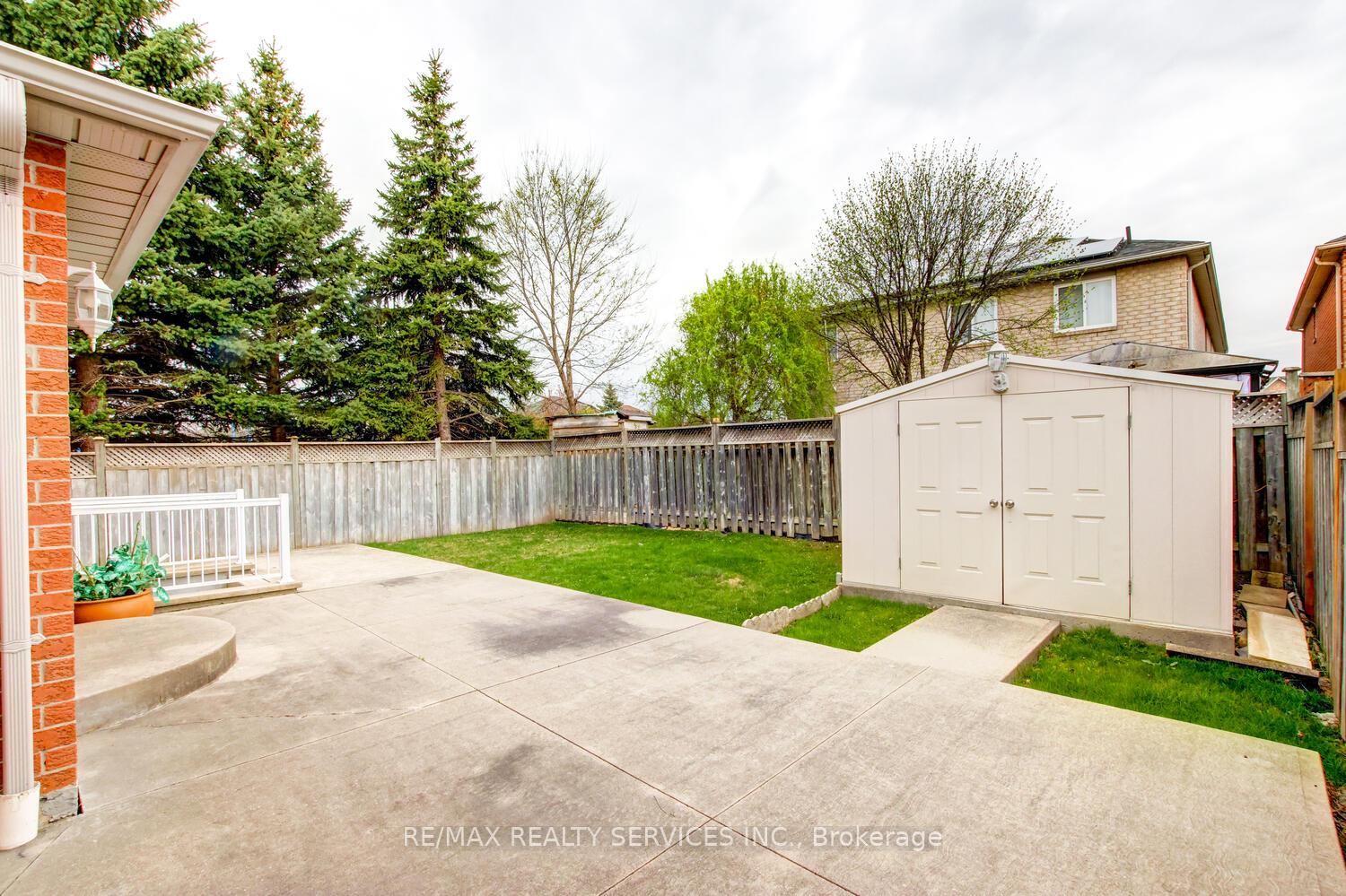 Photo 47 of 46 Red Maple Drive, Brampton, Brampton West — HOMEH