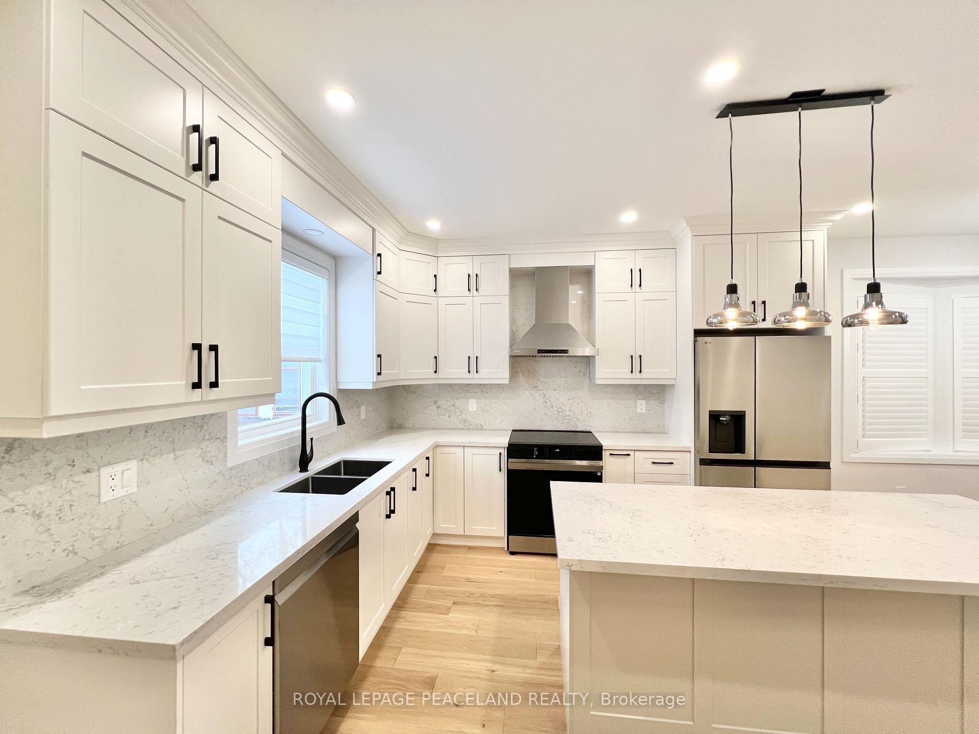 Photo 15 of 132 Hiawatha Road, Toronto, Greenwood-Coxwell — HOMEH