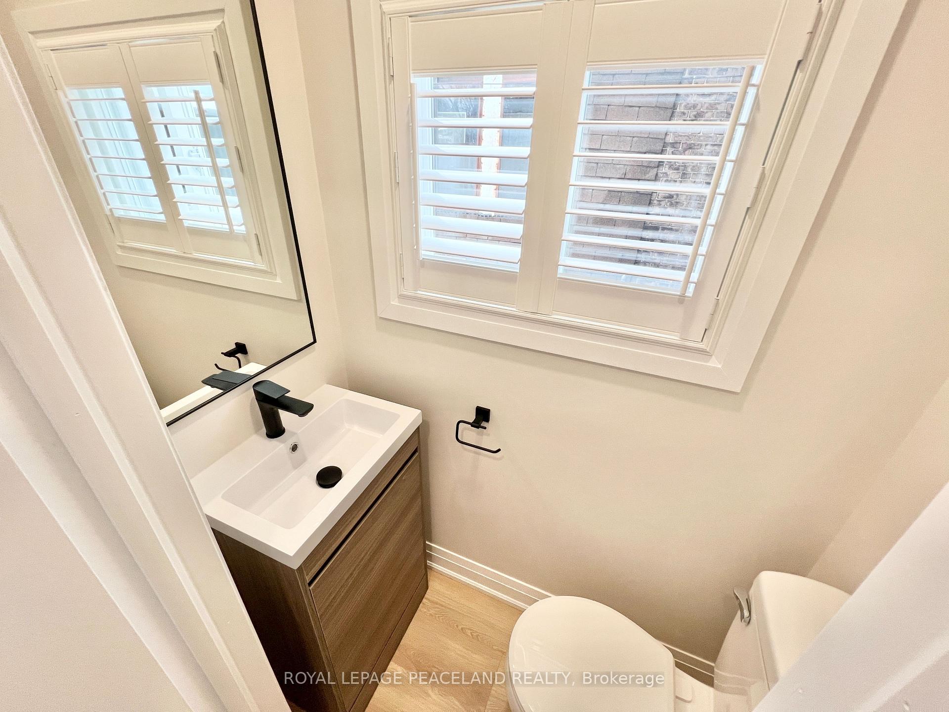 Photo 17 of 132 Hiawatha Road, Toronto, Greenwood-Coxwell — HOMEH
