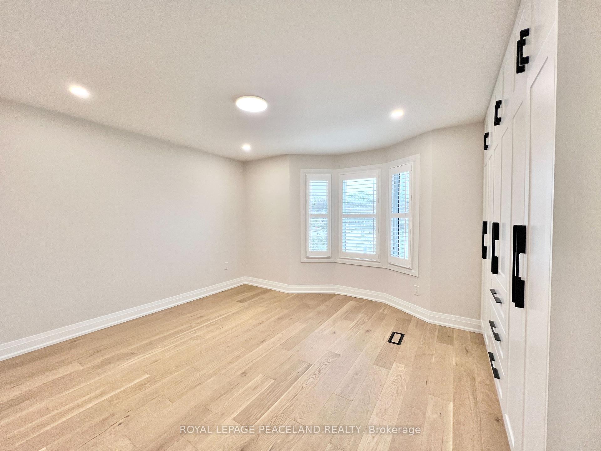 Photo 8 of 132 Hiawatha Road, Toronto, Greenwood-Coxwell — HOMEH