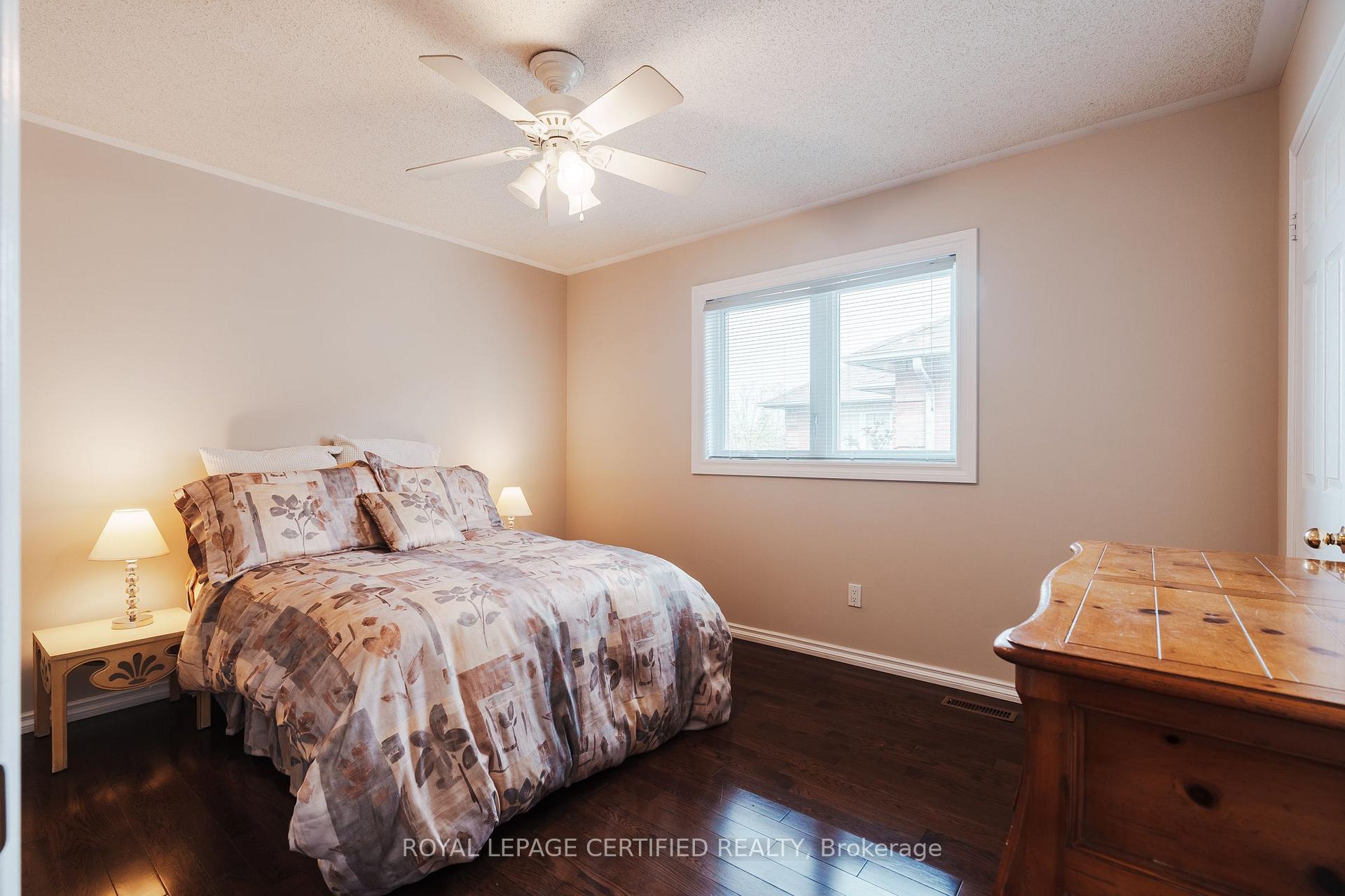 Photo 26 of 19 Eagleridge Drive, Brampton, Sandringham-Wellington — HOMEH