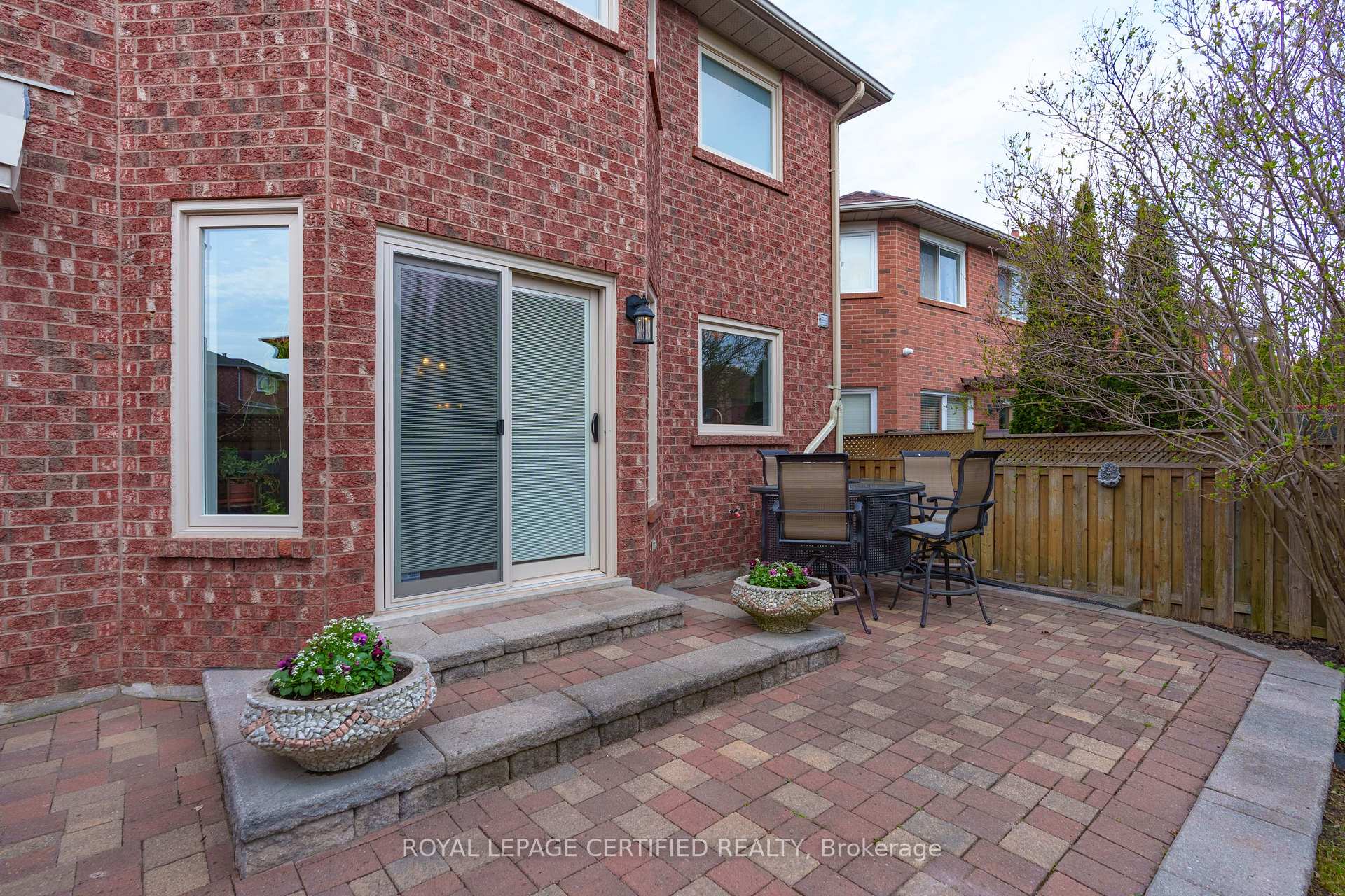Photo 31 of 19 Eagleridge Drive, Brampton, Sandringham-Wellington — HOMEH