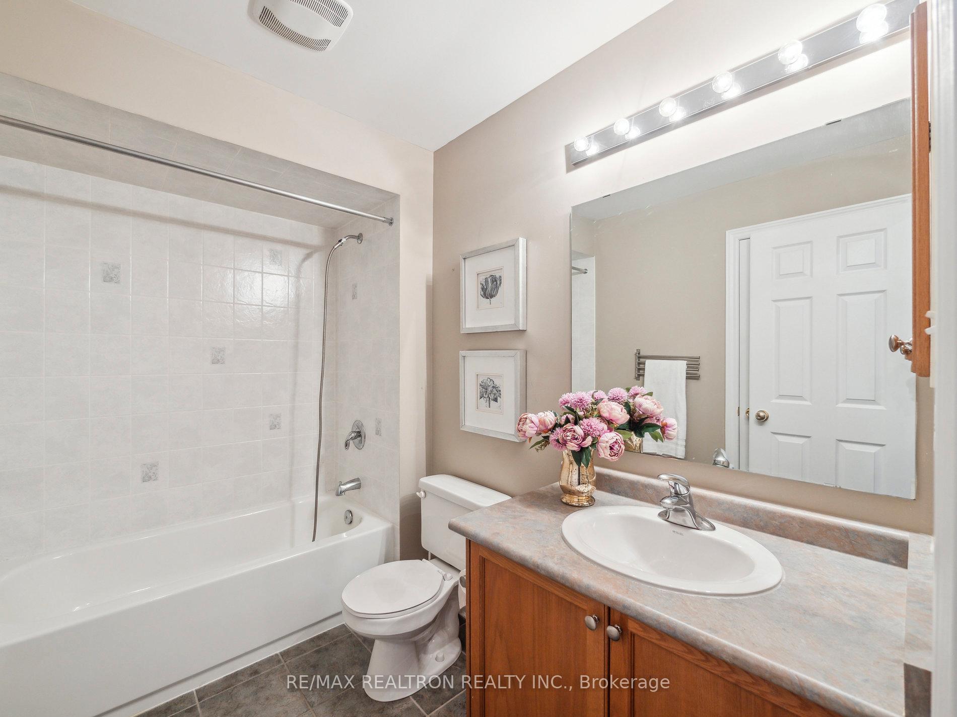 Photo 27 of 179 Bathurst Glen Drive, Vaughan, Patterson — HOMEH