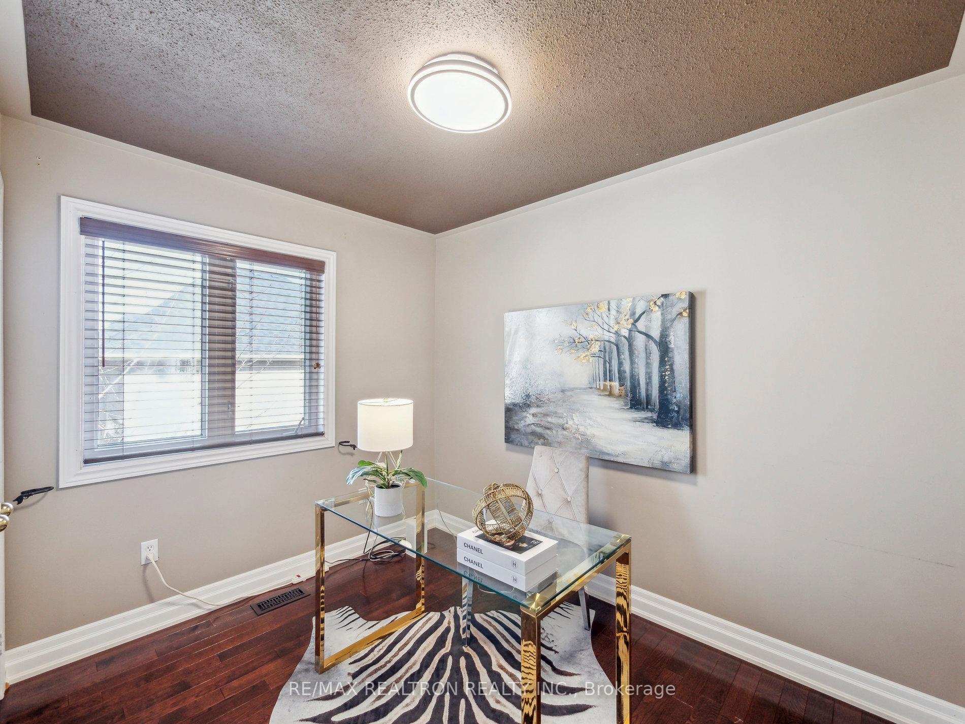 Photo 36 of 179 Bathurst Glen Drive, Vaughan, Patterson — HOMEH