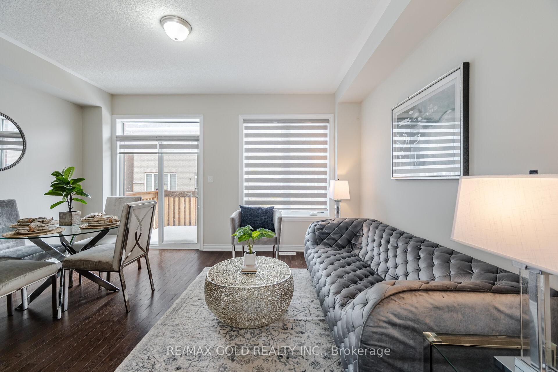 Photo 35 of 111 Finegan Circle N, Brampton, Northwest Brampton — HOMEH