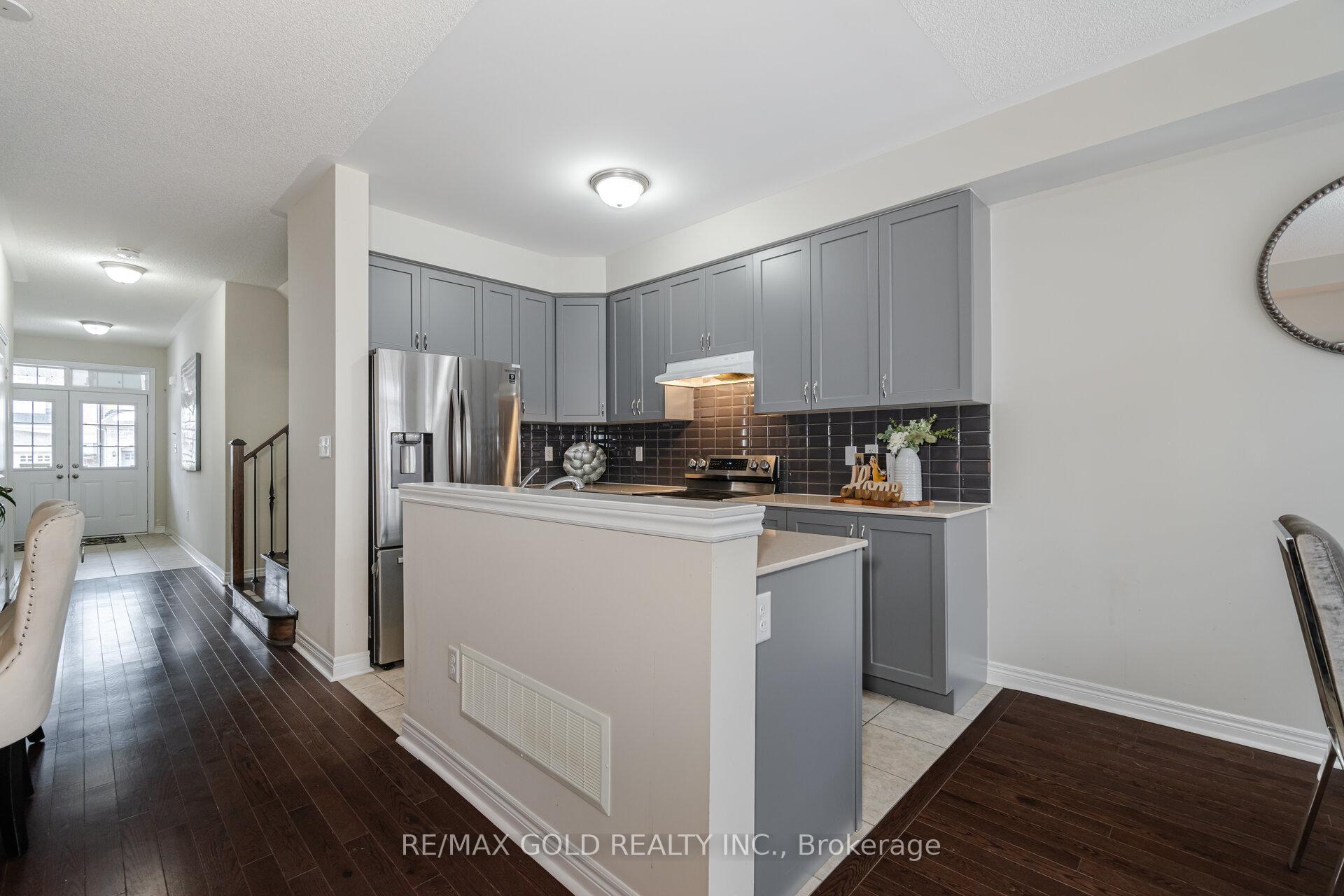Photo 20 of 111 Finegan Circle N, Brampton, Northwest Brampton — HOMEH