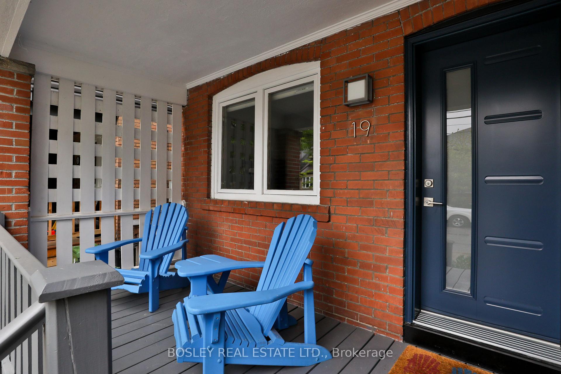 Photo 2 of 19 McCord Road, Toronto, Mount Pleasant East — HOMEH