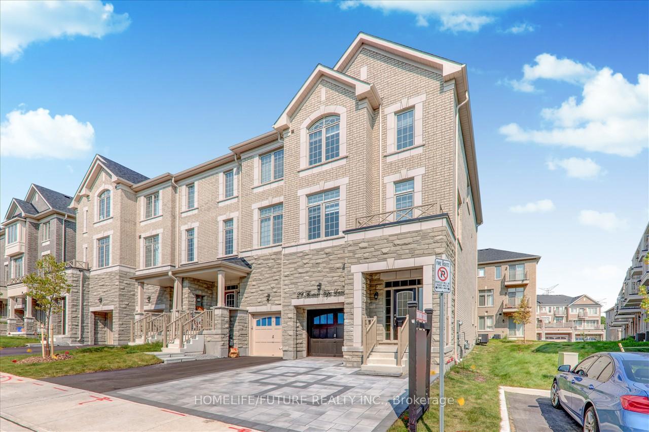 Photo 5 of 29 Thomas Hope Lane, Markham, Cedarwood — HOMEH