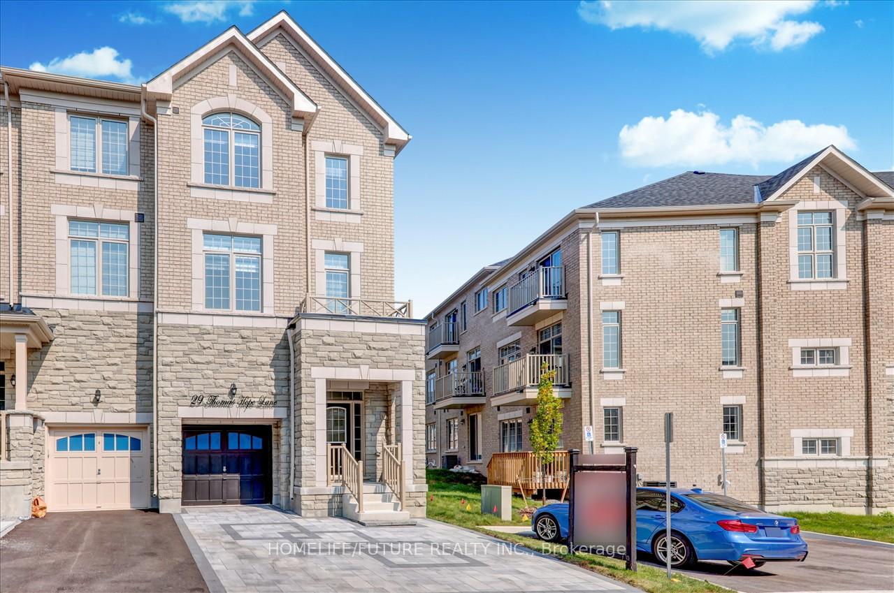Photo 3 of 29 Thomas Hope Lane, Markham, Cedarwood — HOMEH