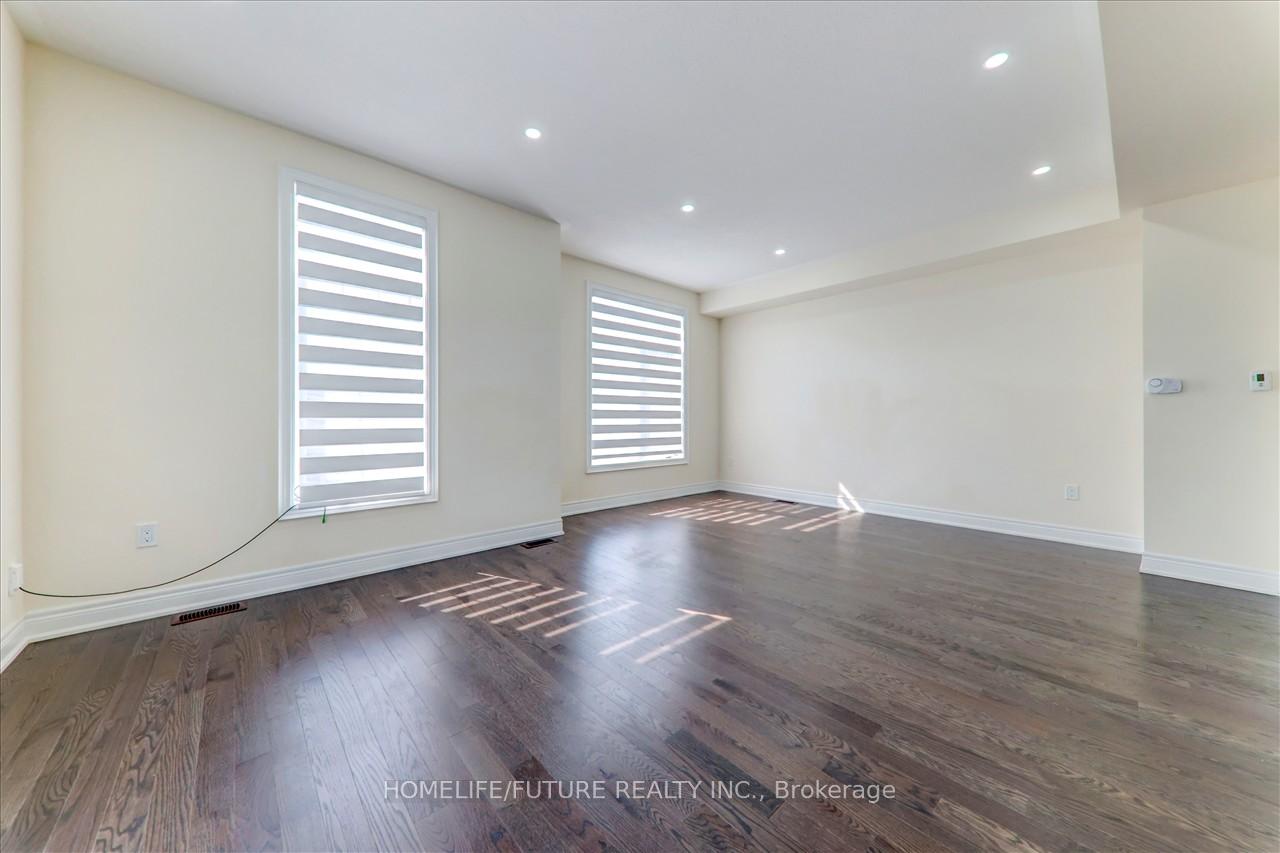 Photo 11 of 29 Thomas Hope Lane, Markham, Cedarwood — HOMEH