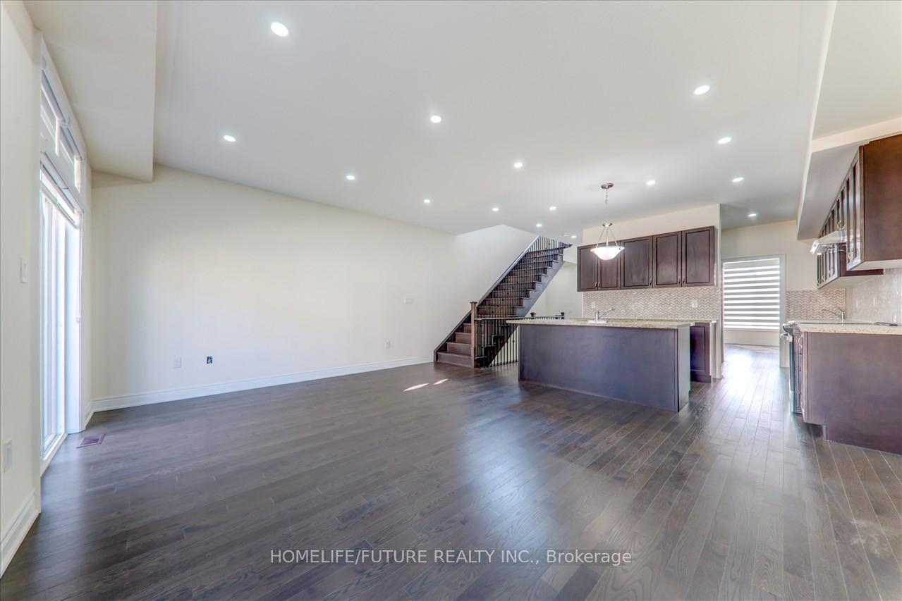 Photo 15 of 29 Thomas Hope Lane, Markham, Cedarwood — HOMEH