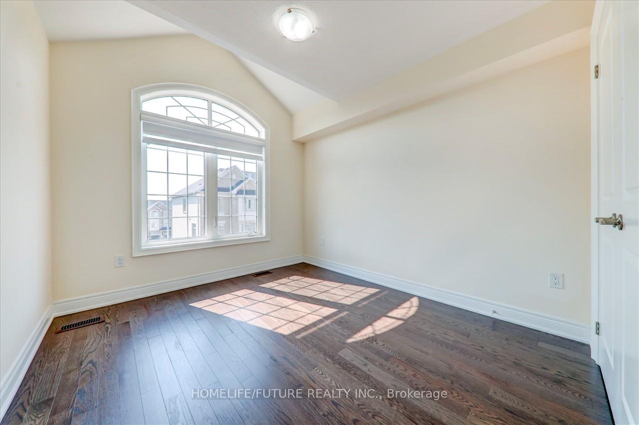 Photo 29 of 29 Thomas Hope Lane, Markham, Cedarwood — HOMEH