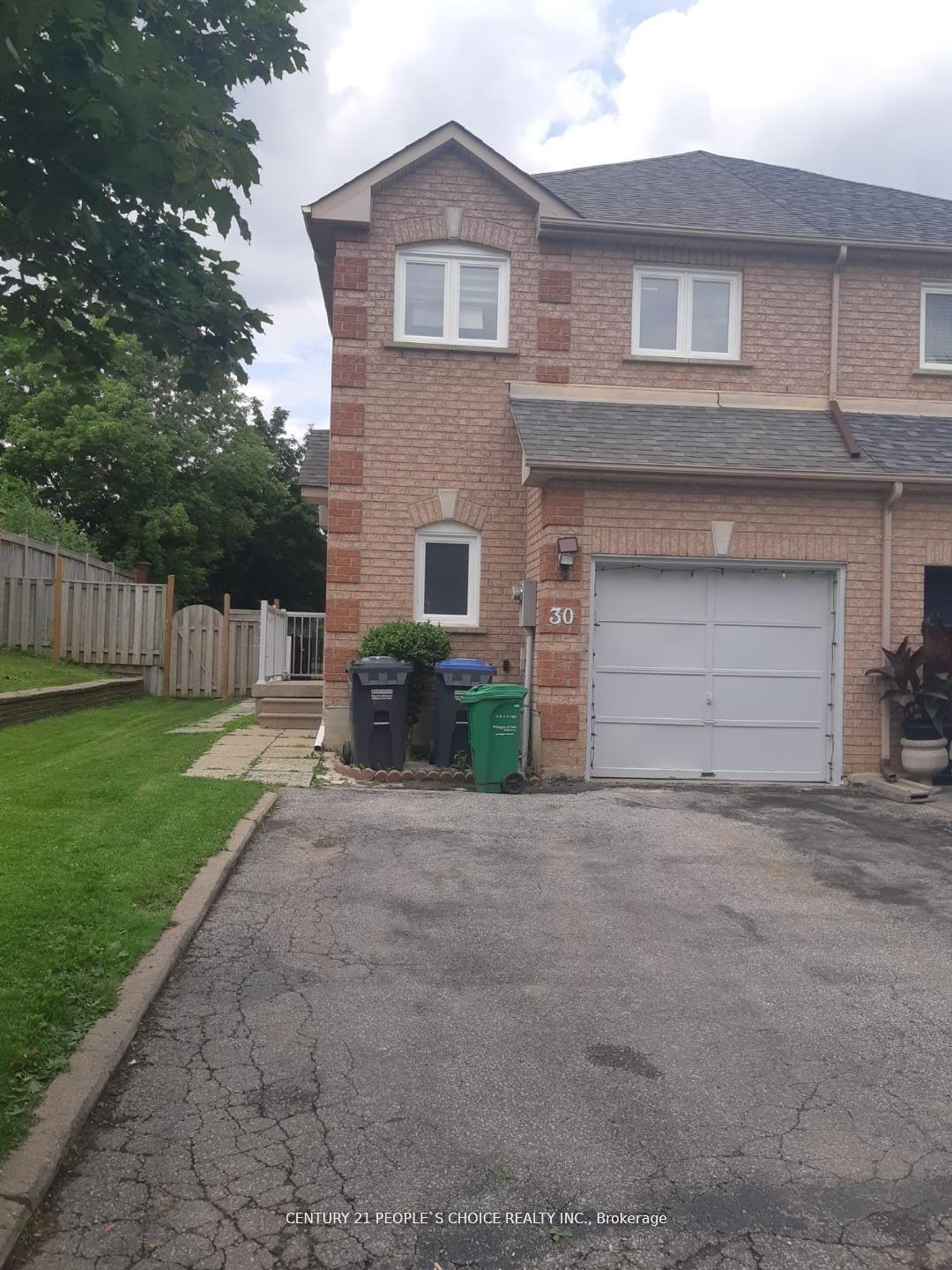 Front of Unit 2, 30 Carrie Crescent