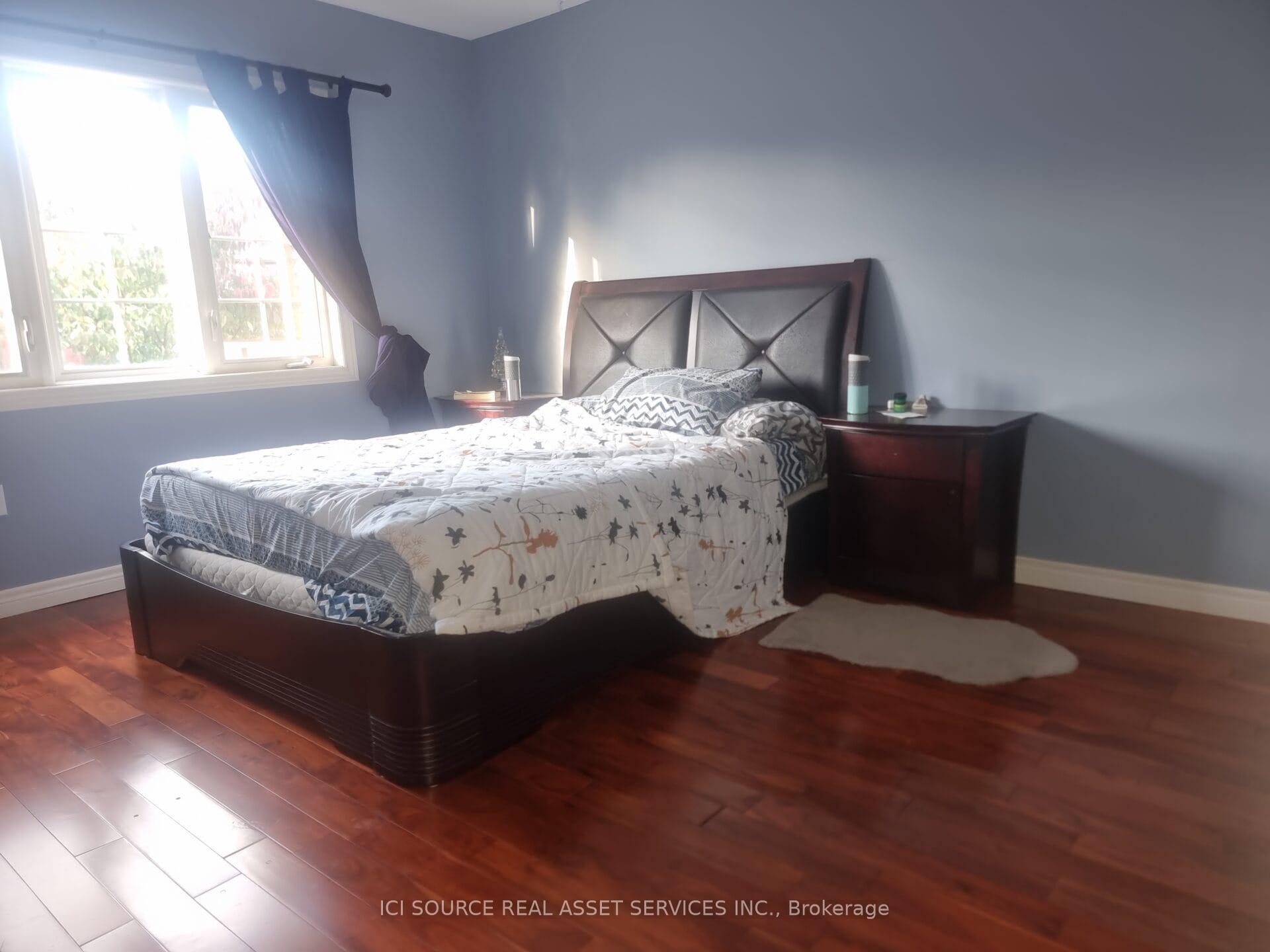 Photo 8 of 136 McArthur Crescent, Guelph, Pineridge/Westminster Woods — HOMEH