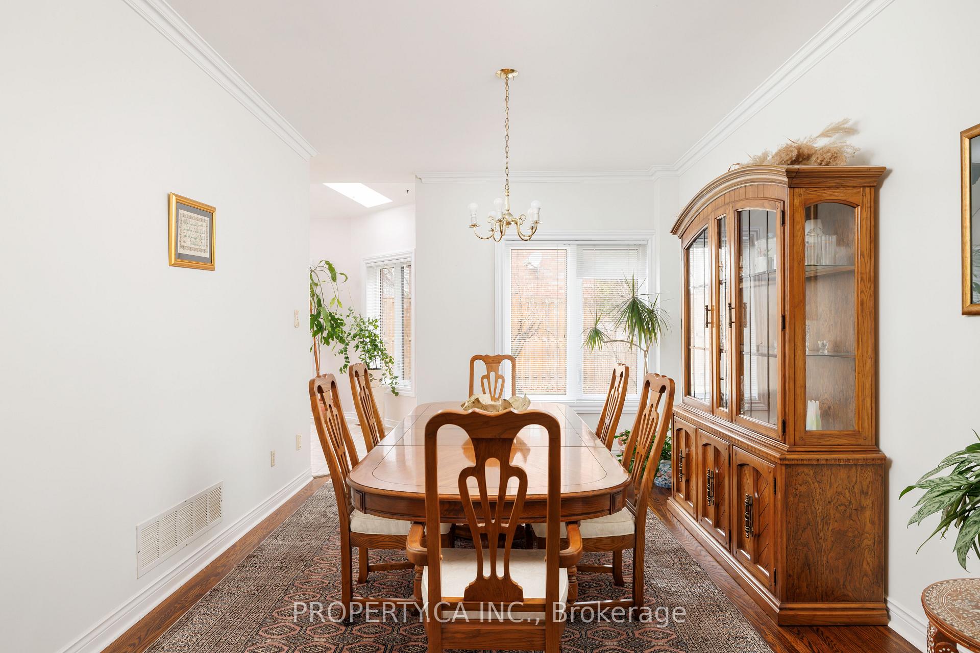 Photo 7 of 478 Beverley Glen Boulevard, Vaughan, Beverley Glen — HOMEH