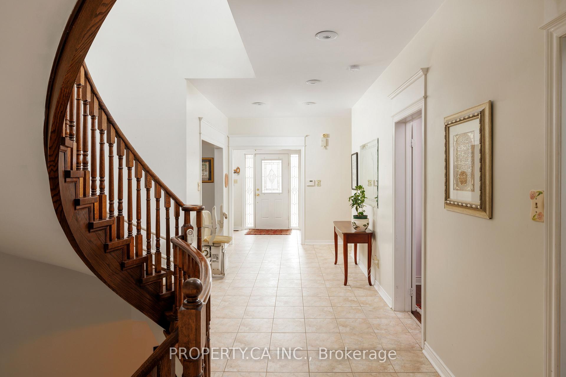 Photo 23 of 478 Beverley Glen Boulevard, Vaughan, Beverley Glen — HOMEH