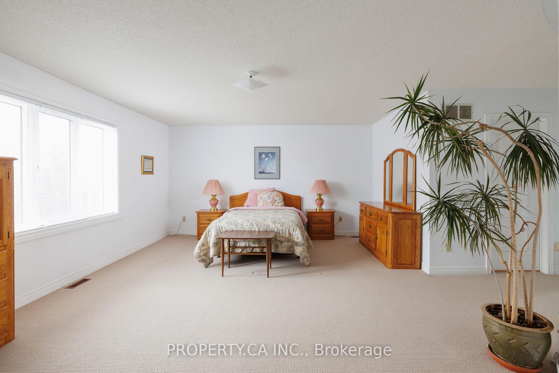 Photo 25 of 478 Beverley Glen Boulevard, Vaughan, Beverley Glen — HOMEH