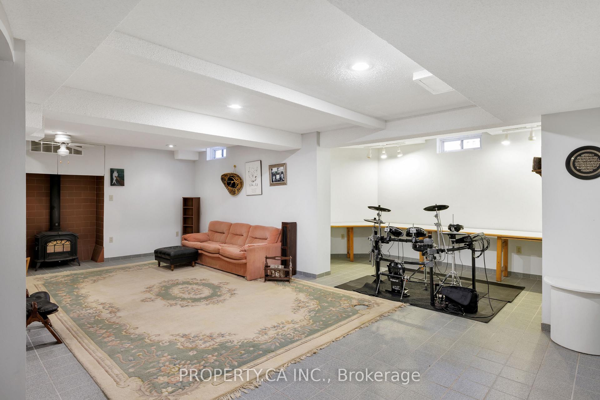 Photo 34 of 478 Beverley Glen Boulevard, Vaughan, Beverley Glen — HOMEH