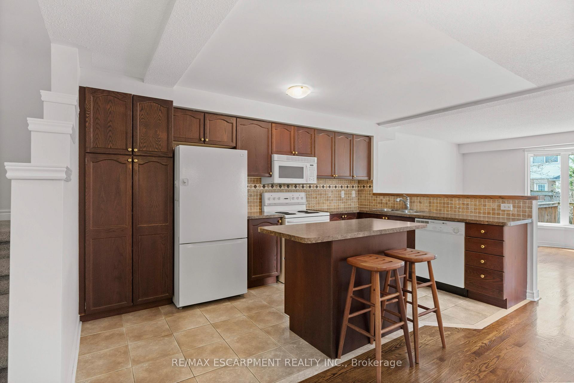 Photo 7 of 8 Traymore Street, Brampton, Fletcher's Meadow — HOMEH