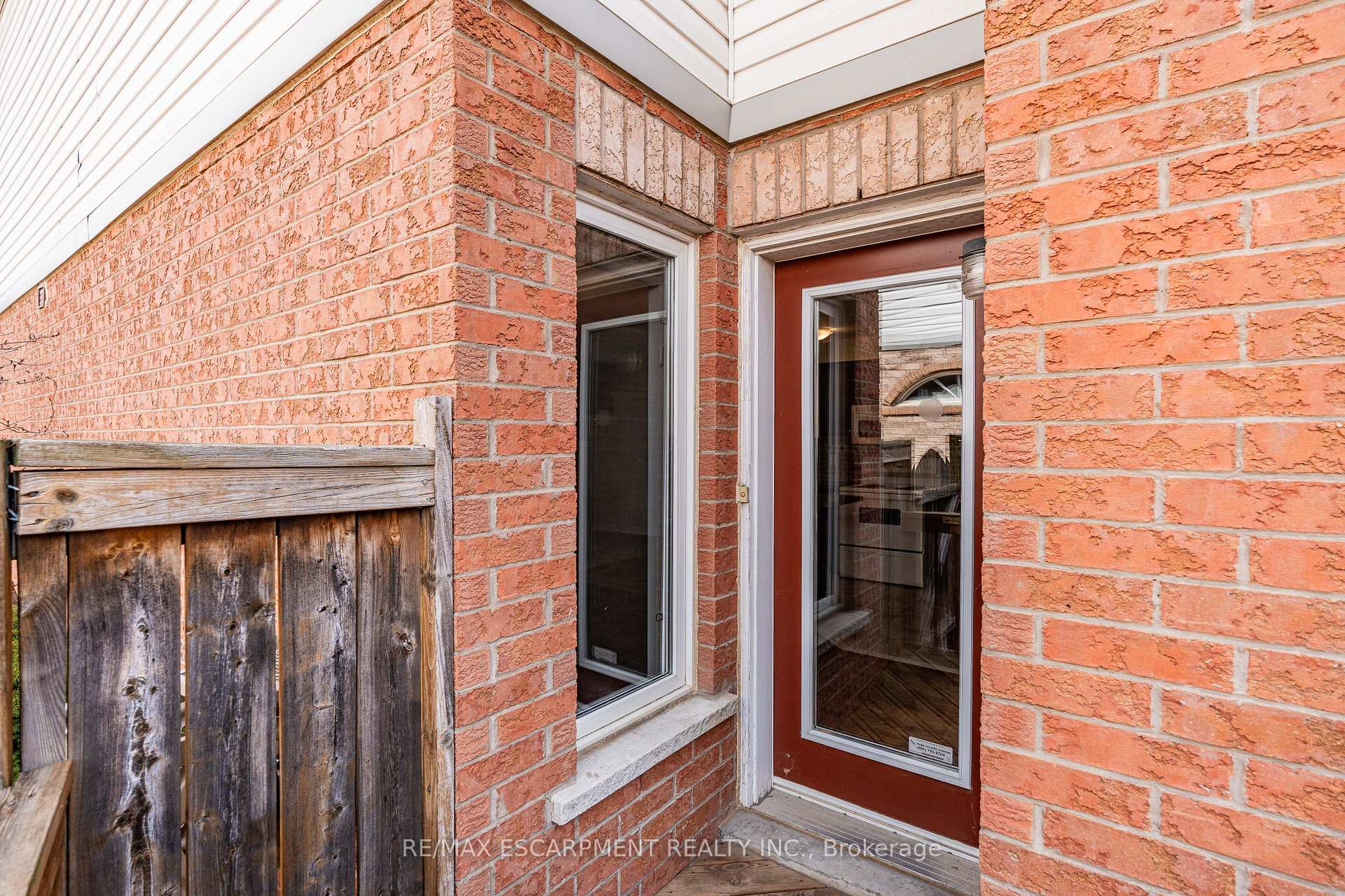 Photo 43 of 8 Traymore Street, Brampton, Fletcher's Meadow — HOMEH