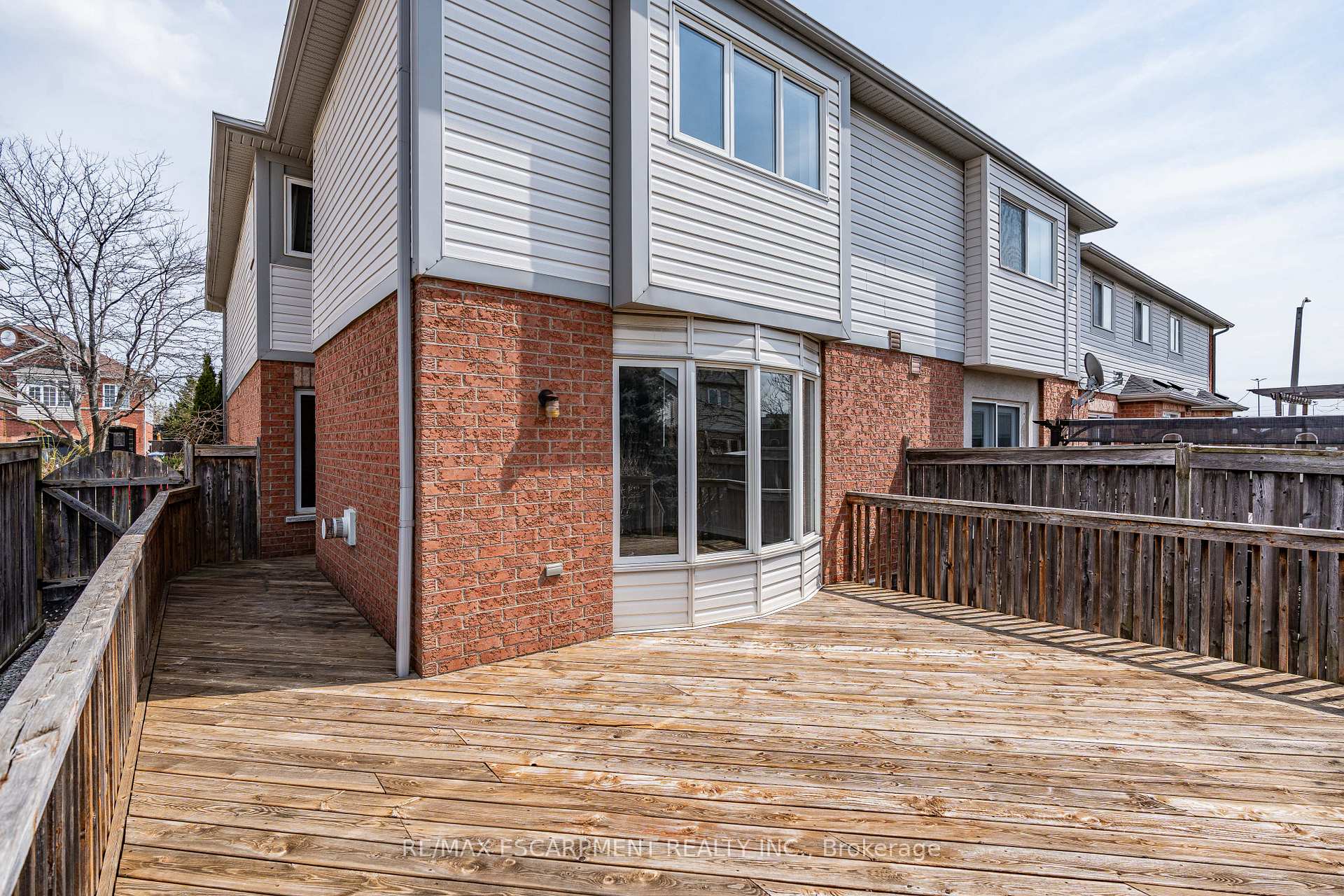 Photo 46 of 8 Traymore Street, Brampton, Fletcher's Meadow — HOMEH
