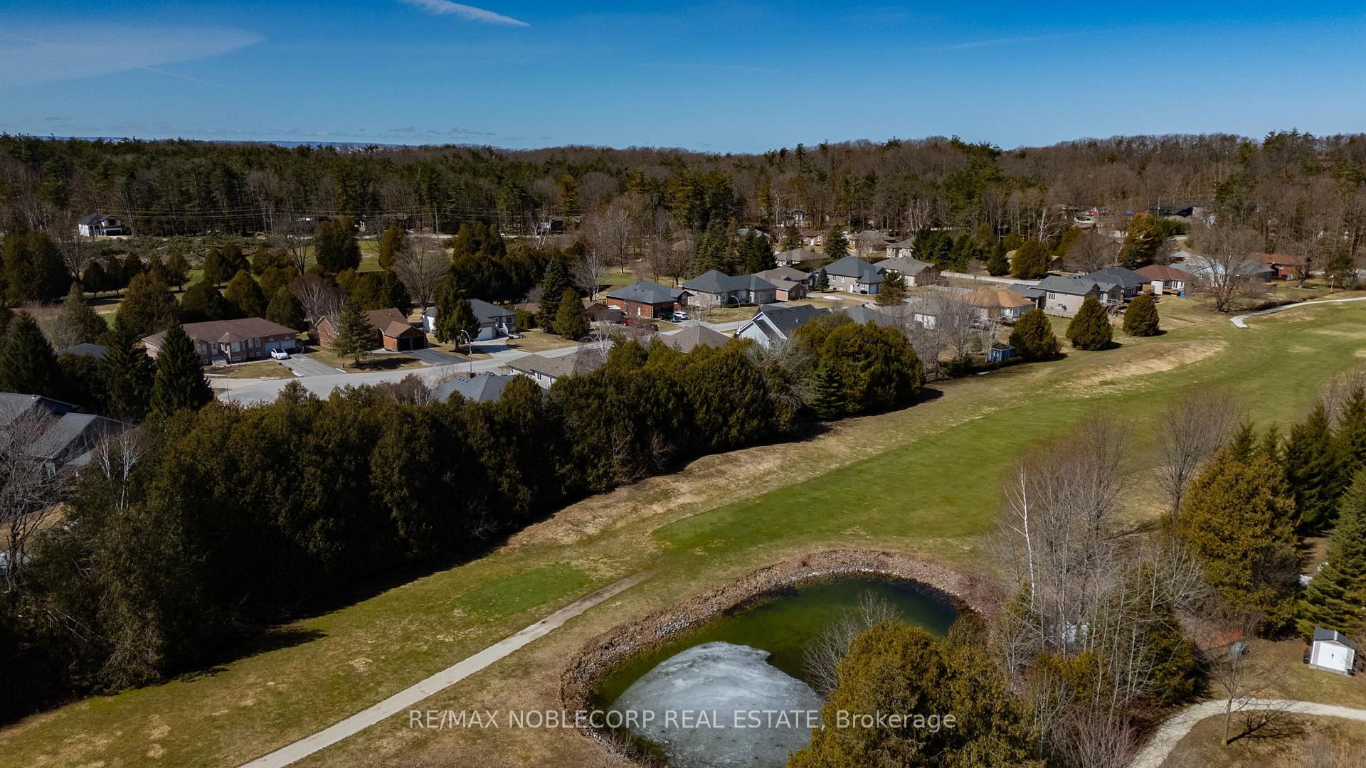 Photo 7 of Unit 322, 60 Mulligan Lane, Wasaga Beach — HOMEH